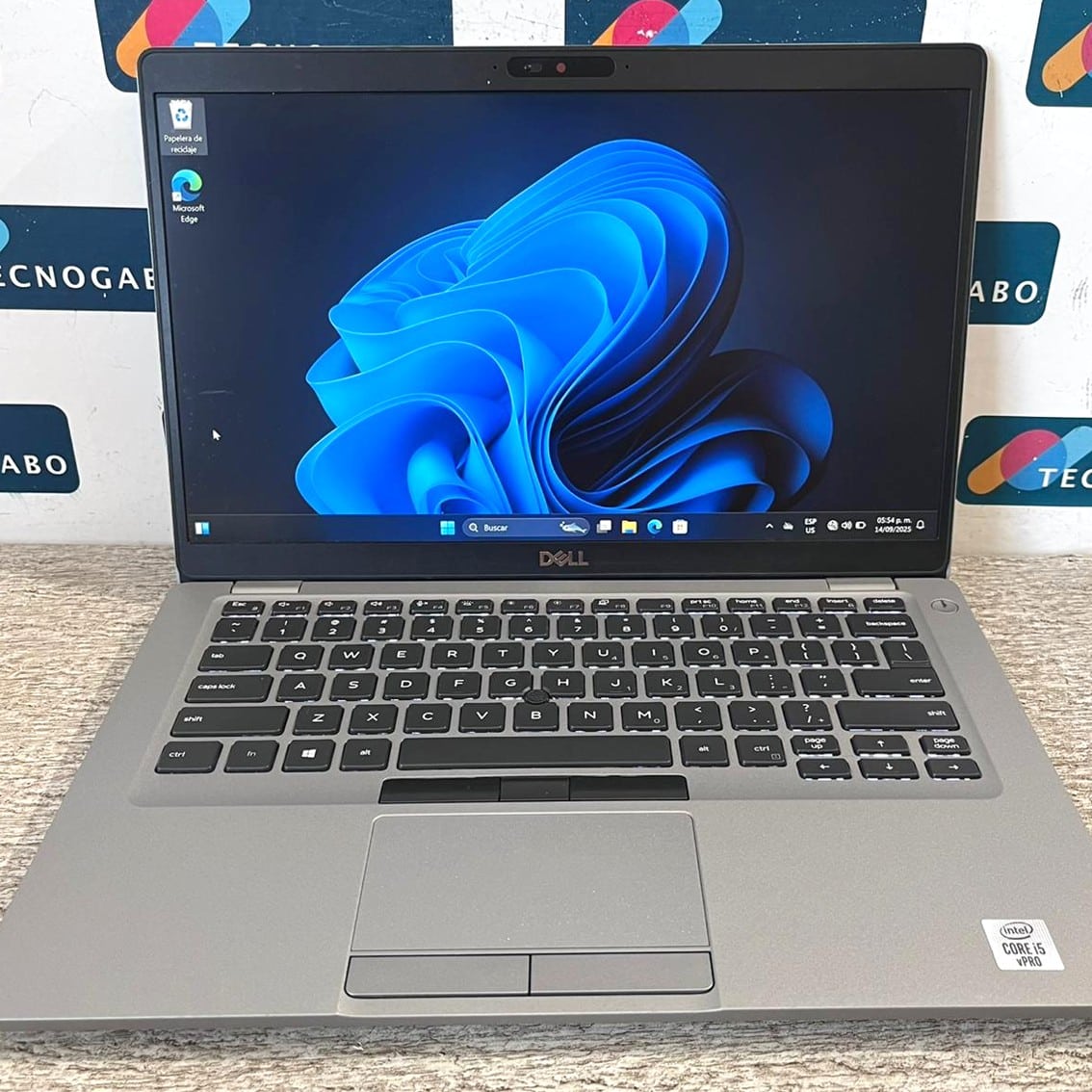 Laptop Dell Core i5 10th Gen (Semi-nueva, 2 Opciones de RAM)